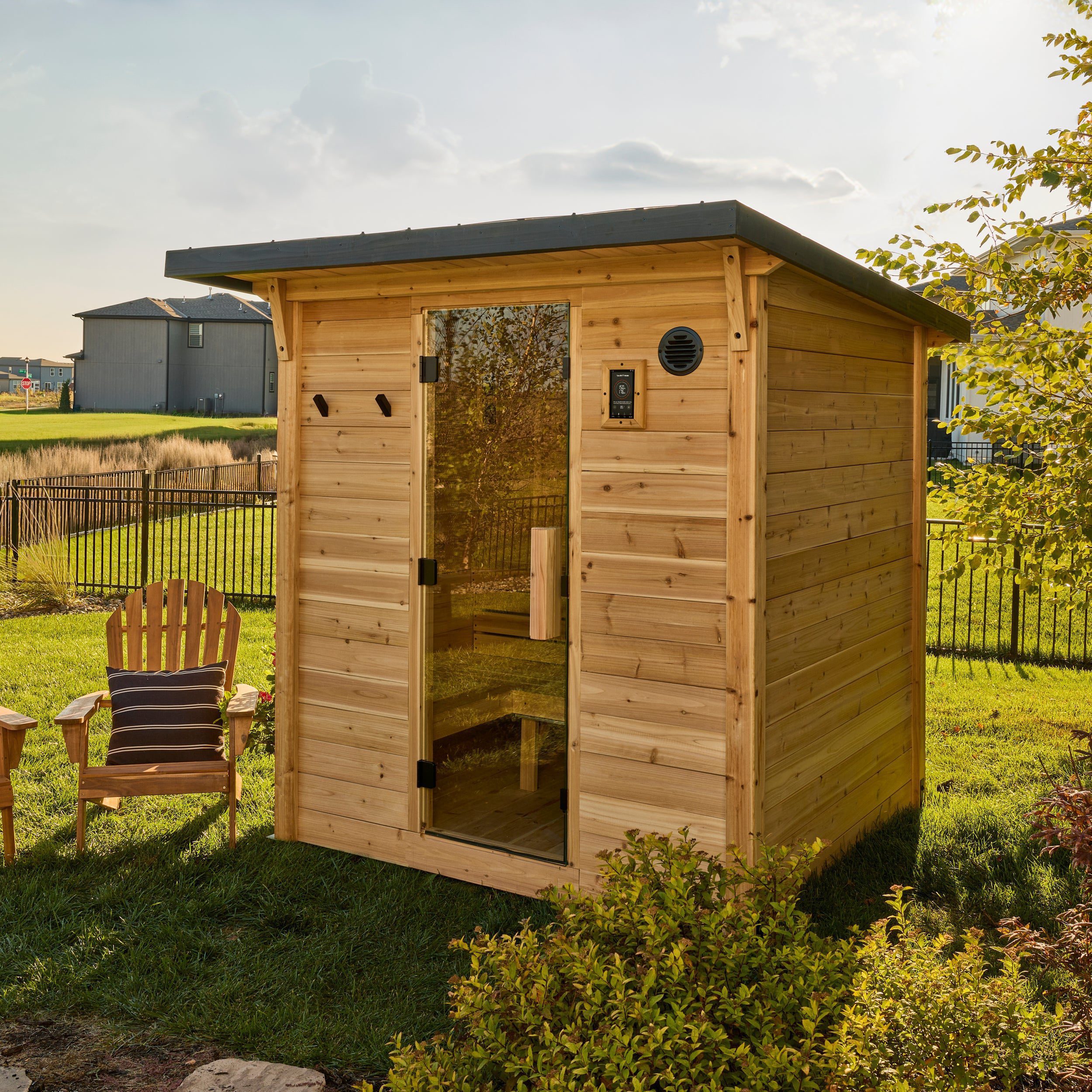 jcy9svge7r59bddbeuv2 Henley Outdoor Cabin Sauna – 4-6 Person - Image 1
