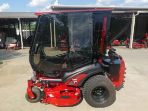Ferris ISX3300 60″ Zero Turn Mower with Curtis Premium Air-Conditioned Cab - Image 4