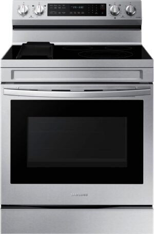 Samsung 6.3 cu. ft. Smart Freestanding Electric Range with No-Preheat Air Fry, Convection+, & Griddle, Stainless Steel NE63A6711SS - Image 4